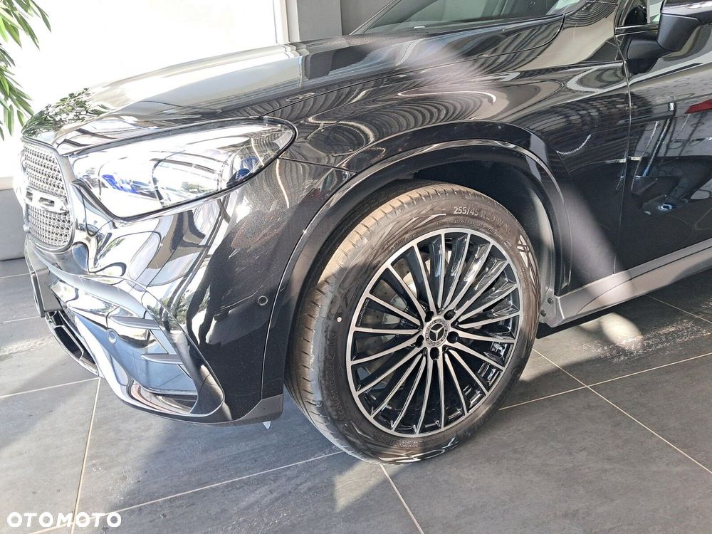 Mercedes-Benz GLC - 10