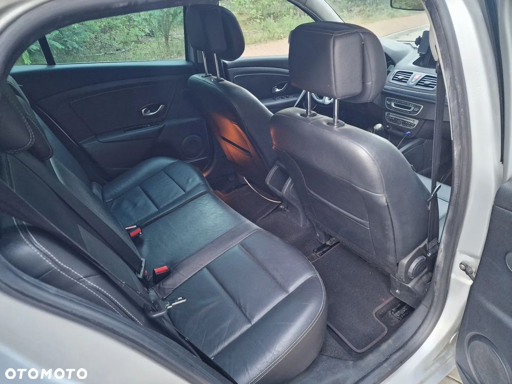 Renault Megane Grandtour TCe 180 GT - 20