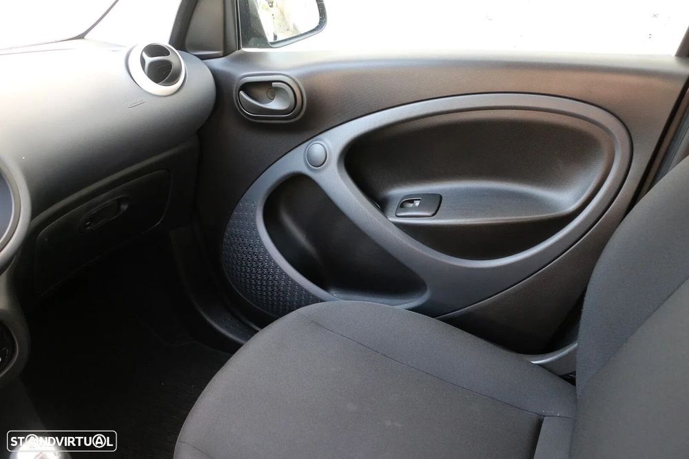 Smart ForFour - 18