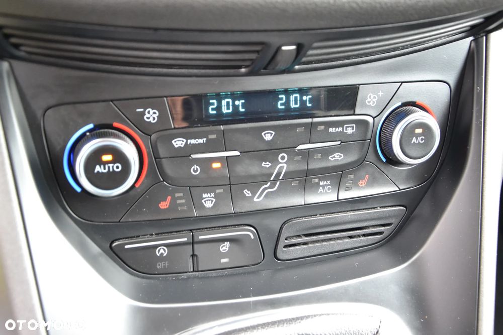 Ford C-MAX 2.0 TDCi Start-Stop-System Titanium - 37