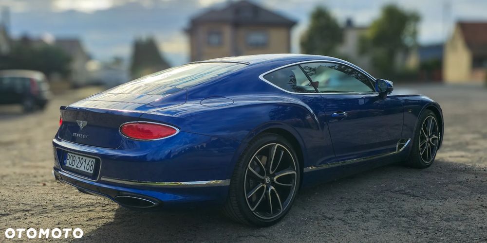 Bentley Continental GT - 11