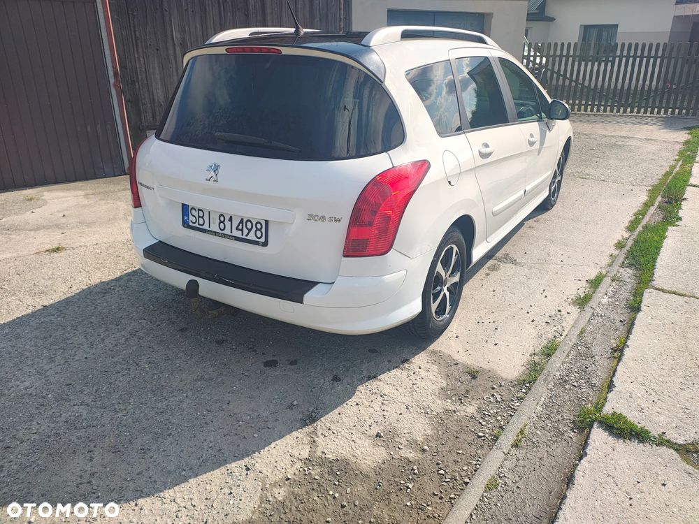 Peugeot 308 2013 photo 2
