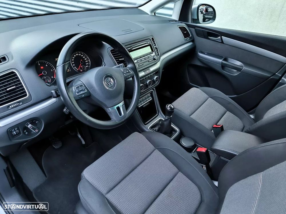 VW Sharan 2.0 TDi Confortline - 21