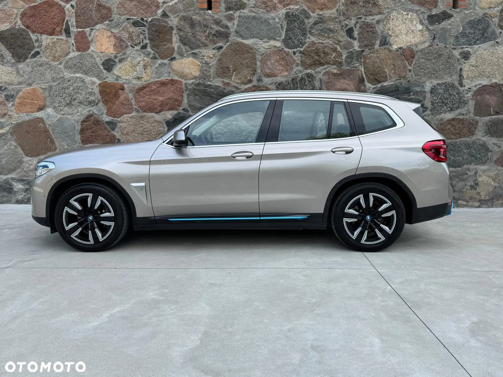 BMW iX3 80kWh Impressive - 4