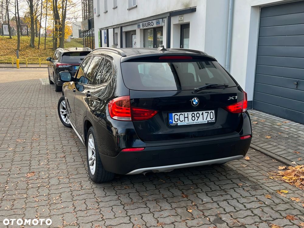 BMW X1 sDrive18i - 17
