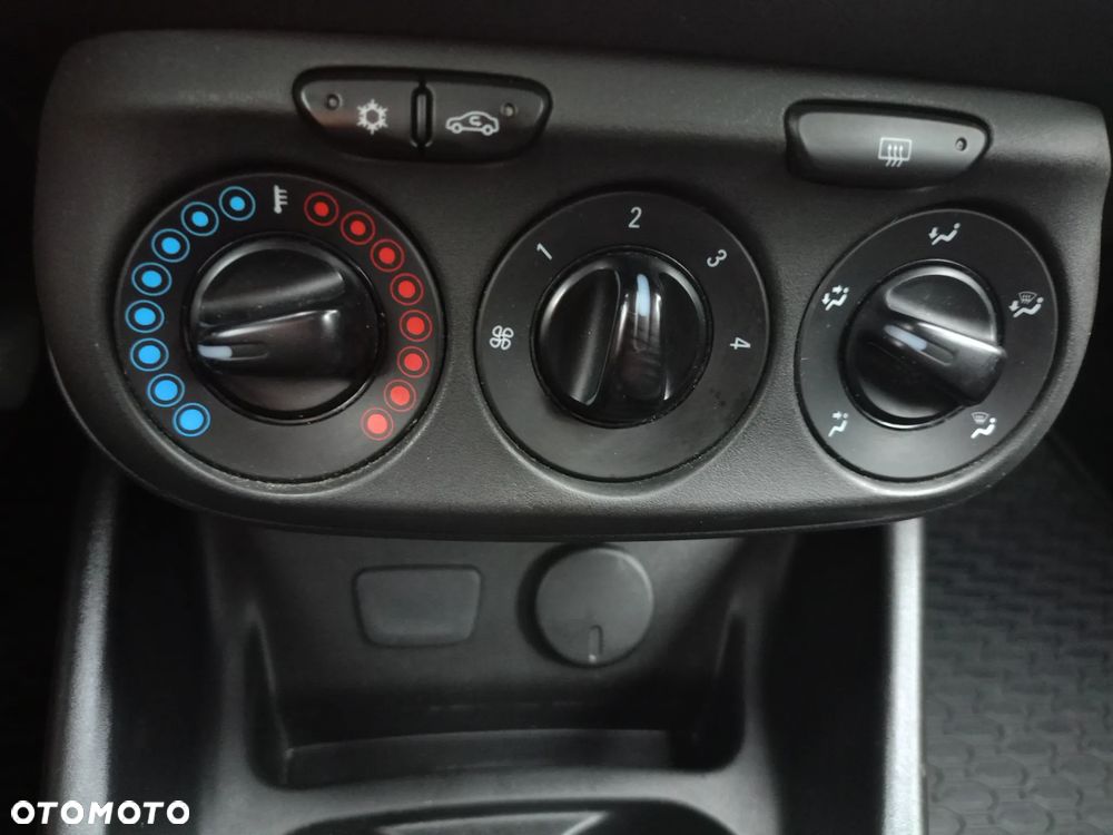 Opel Corsa - 20