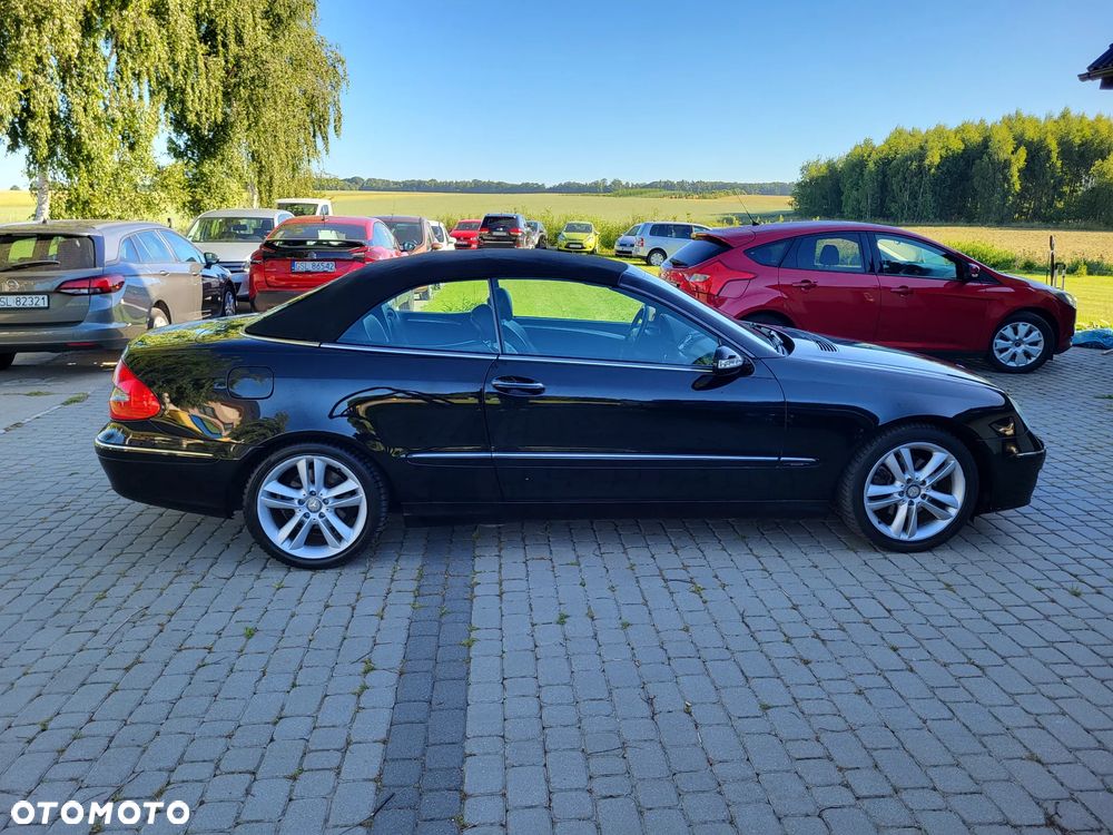 Mercedes-Benz CLK - 10