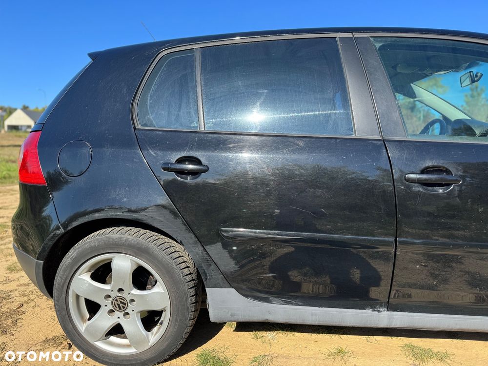 Volkswagen Golf - 5