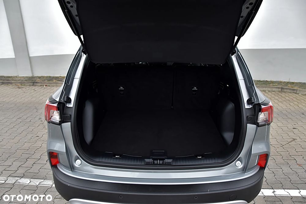 Ford Kuga 2.5 FHEV FWD Titanium - 12