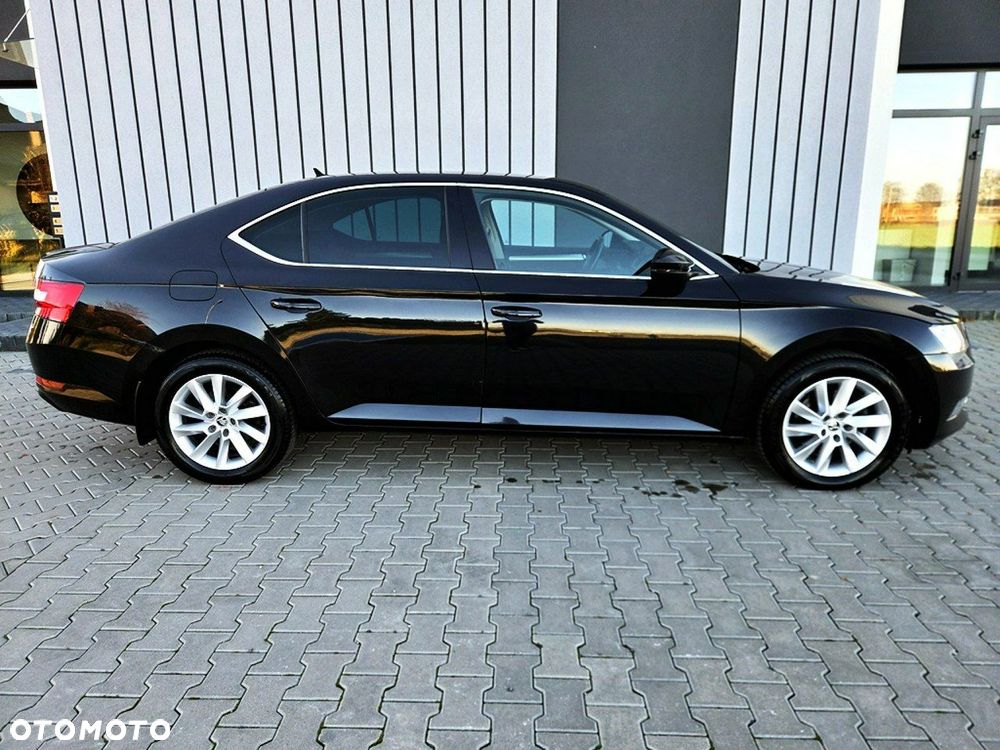 Skoda Superb 2.0 TDI Active - 23