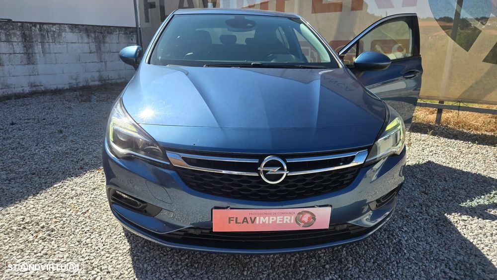 Opel Astra 1.6 CDTi Executive S/S J18 - 2