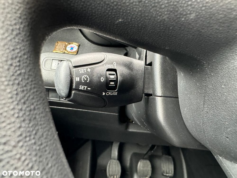 Toyota Proace City 1.5 D-4D Long 2,3t Active (bryg.) - 22