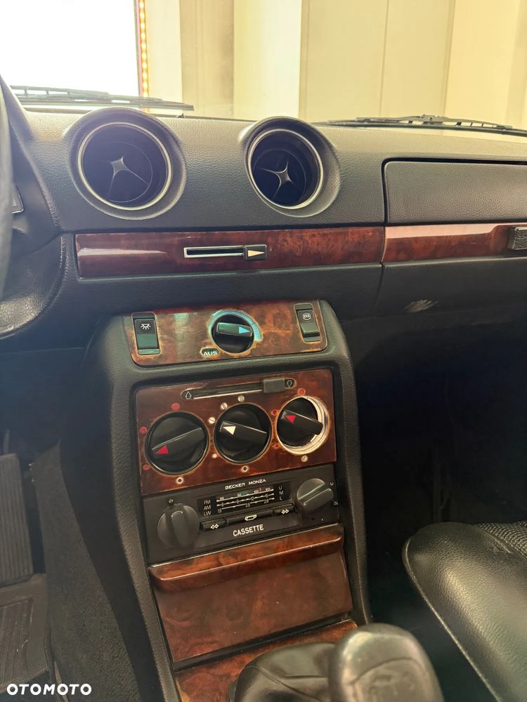 Mercedes-Benz W123 - 7