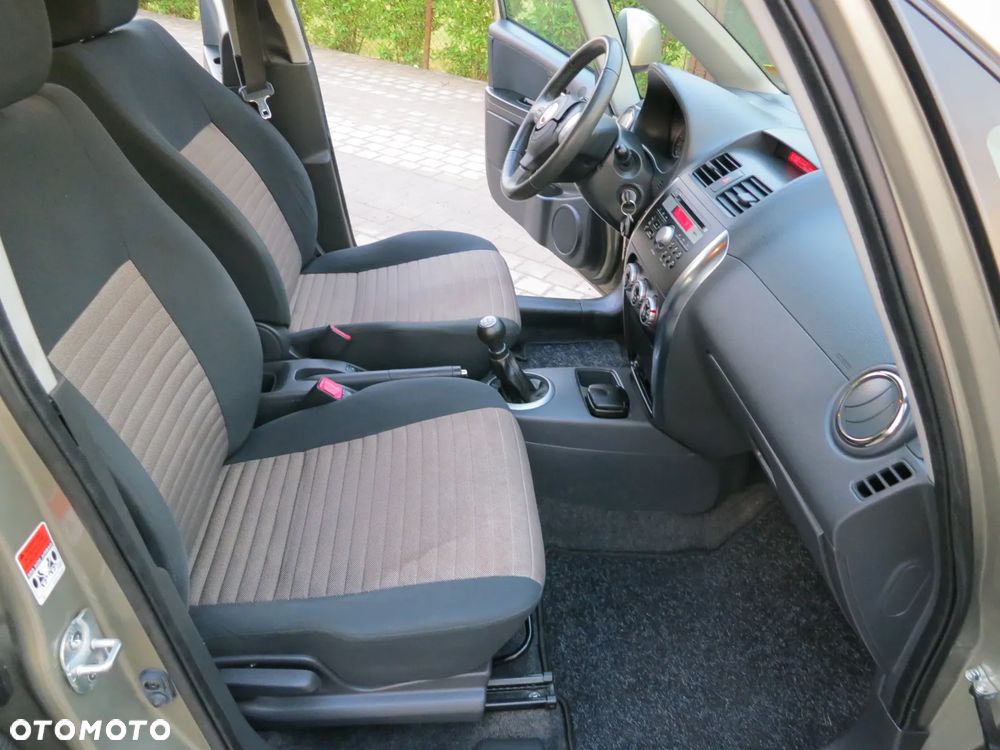 Fiat Sedici 1.6 16V 4x2 Dynamic - 10
