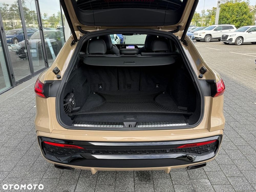 Audi Q5 Sportback - 14