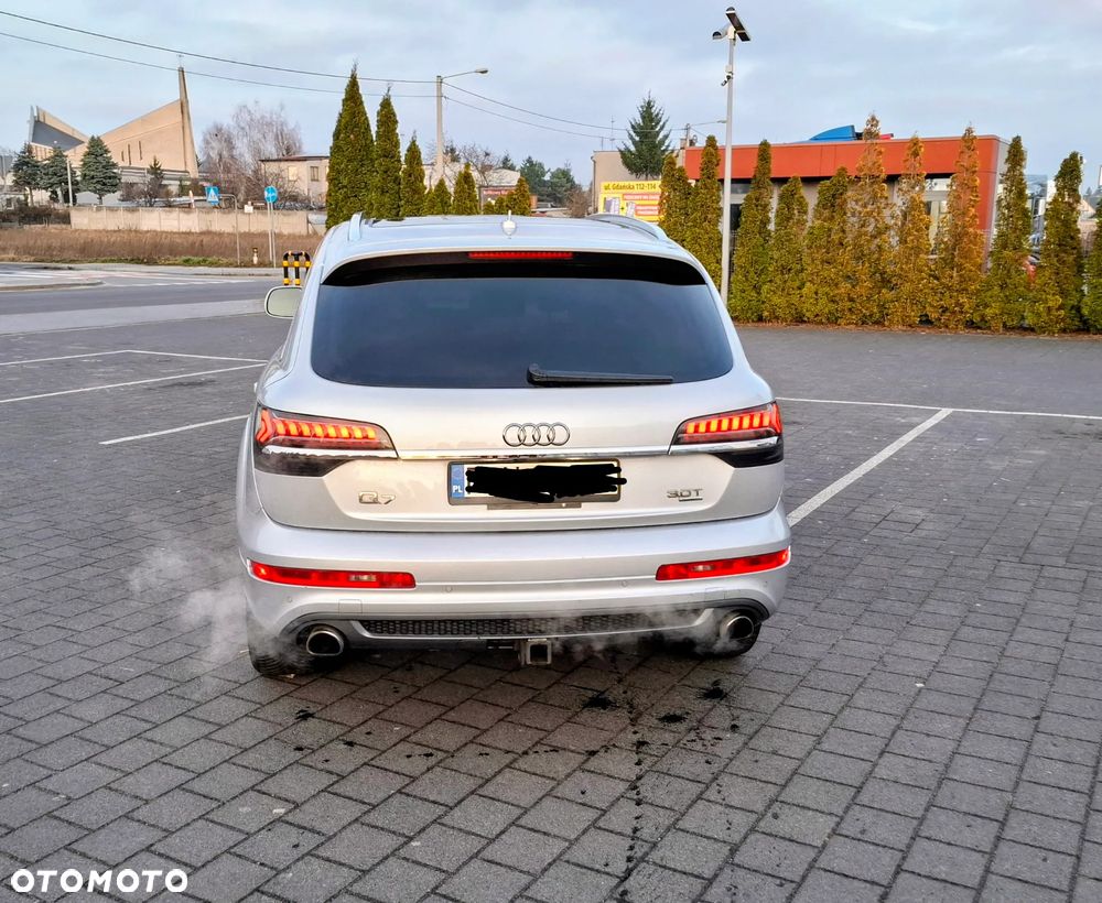 Audi Q7 - 4