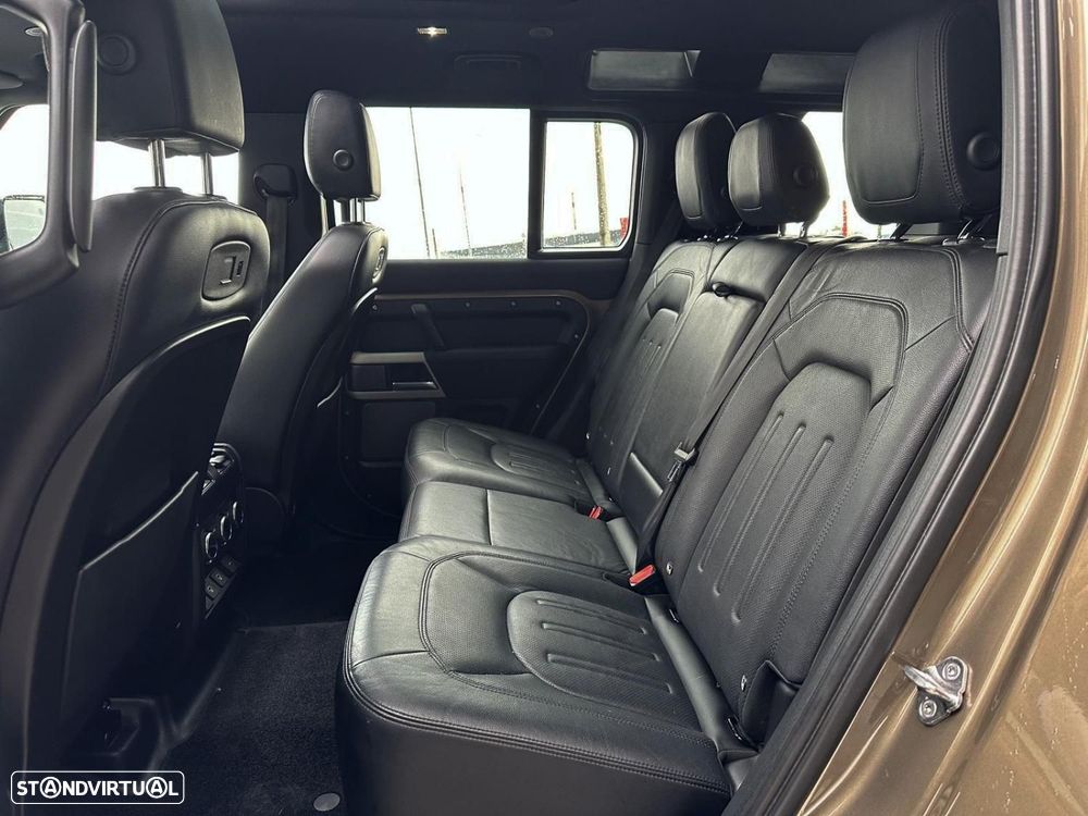 Land Rover Defender 2.0 P400e 110 AWD - 8