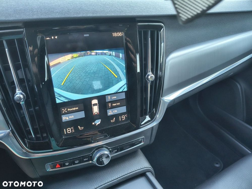 Volvo V90 D3 Momentum - 29