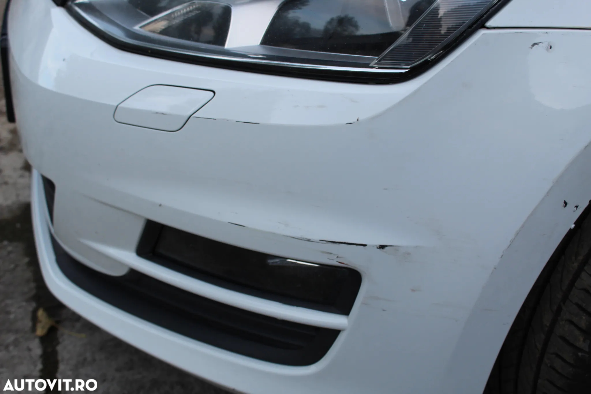 Volkswagen Golf 1.6 TDI DPF Trendline - 15