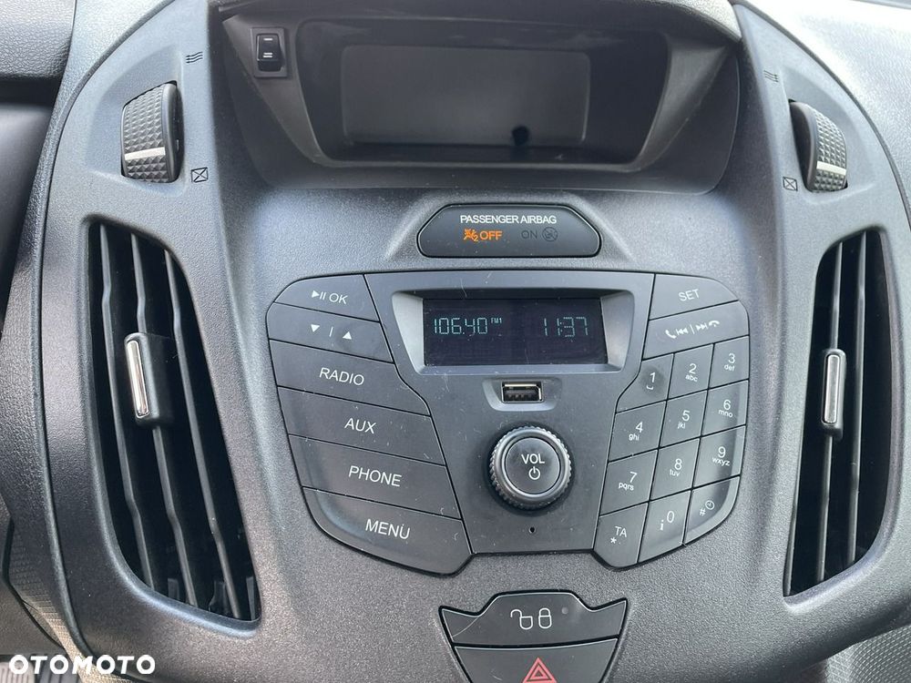 Ford Tourneo Connect 1.6 TDCi Titanium - 19