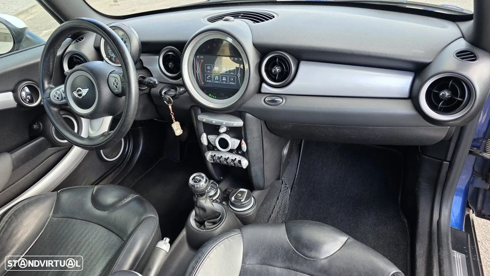 MINI 3 Portas Cooper D - 15