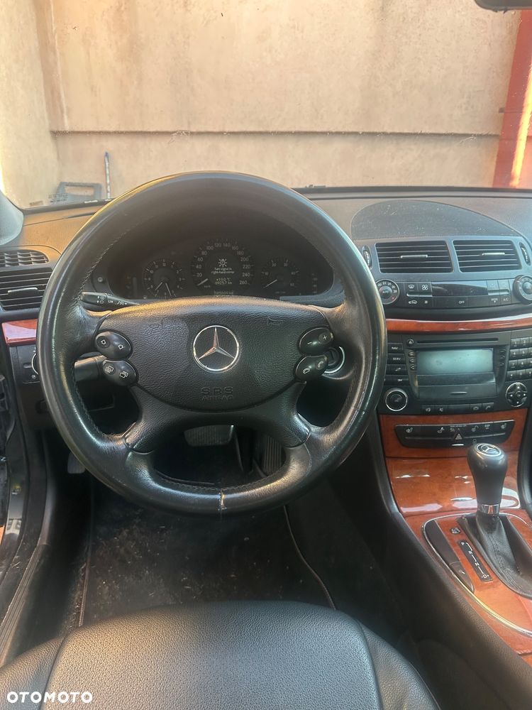Mercedes-Benz Klasa E - 7