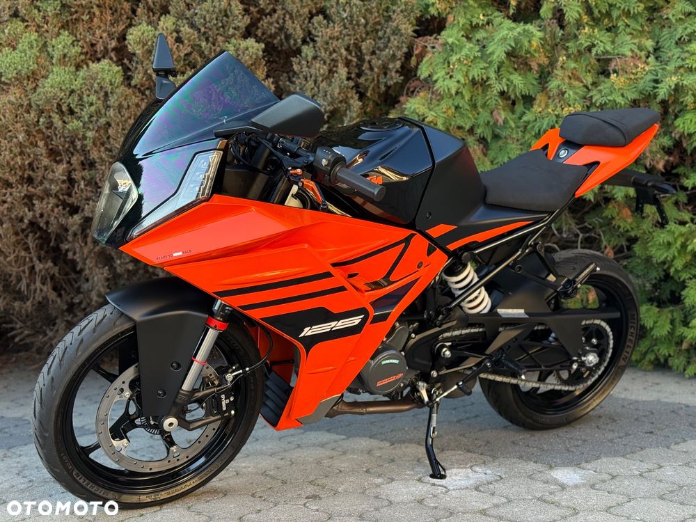 KTM RC 125 - 7
