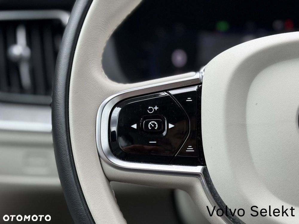 Volvo XC 60 - 8