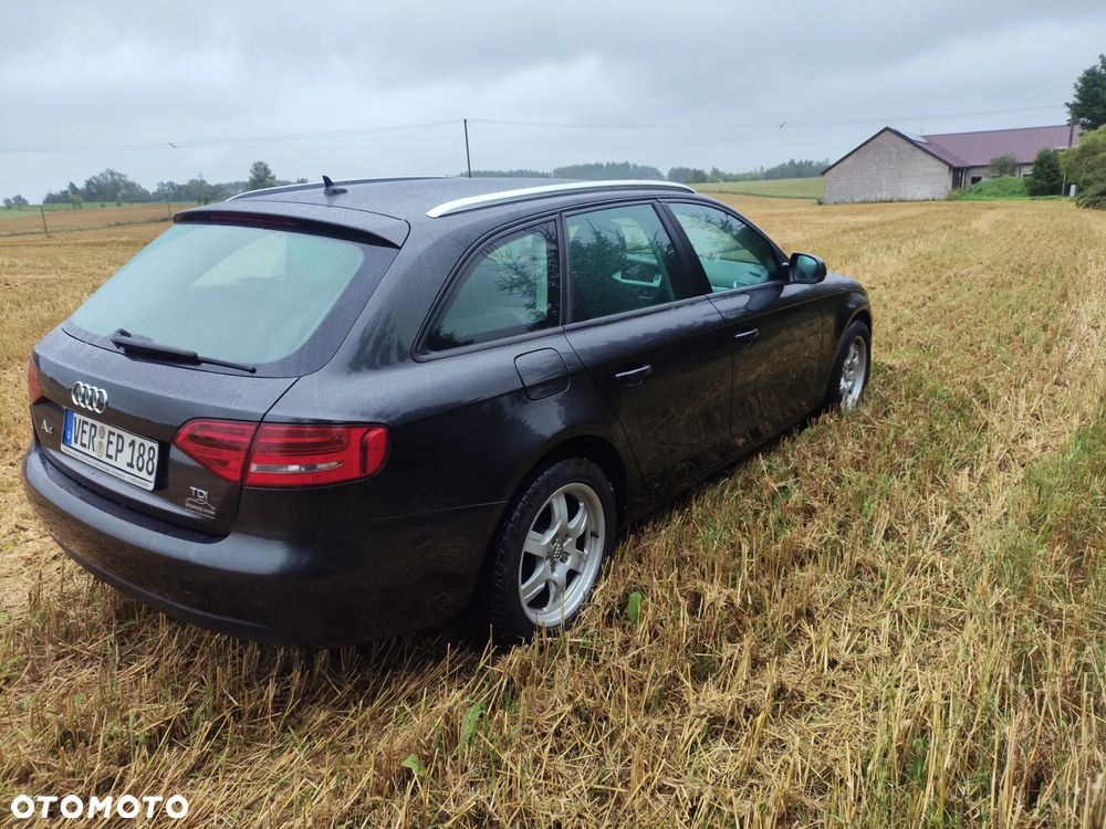 Audi A4 Avant 2.0 TDI - 4