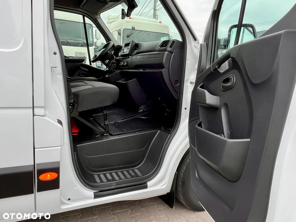 Renault MASTER L4H3 / BEZWYPADKOWY / PIERWSZY WŁAŚCICIEL / SERWIS ASO / VAT 23% / LEASING / KREDYT - 12