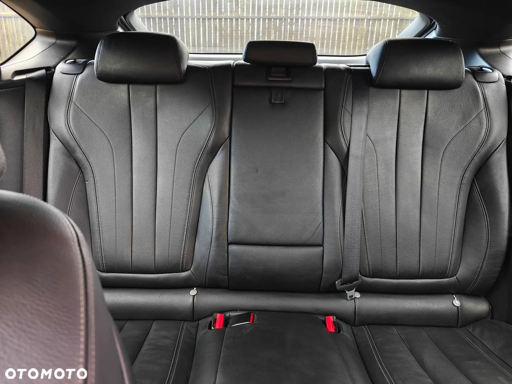 BMW X6 xDrive40d M Sport - 33