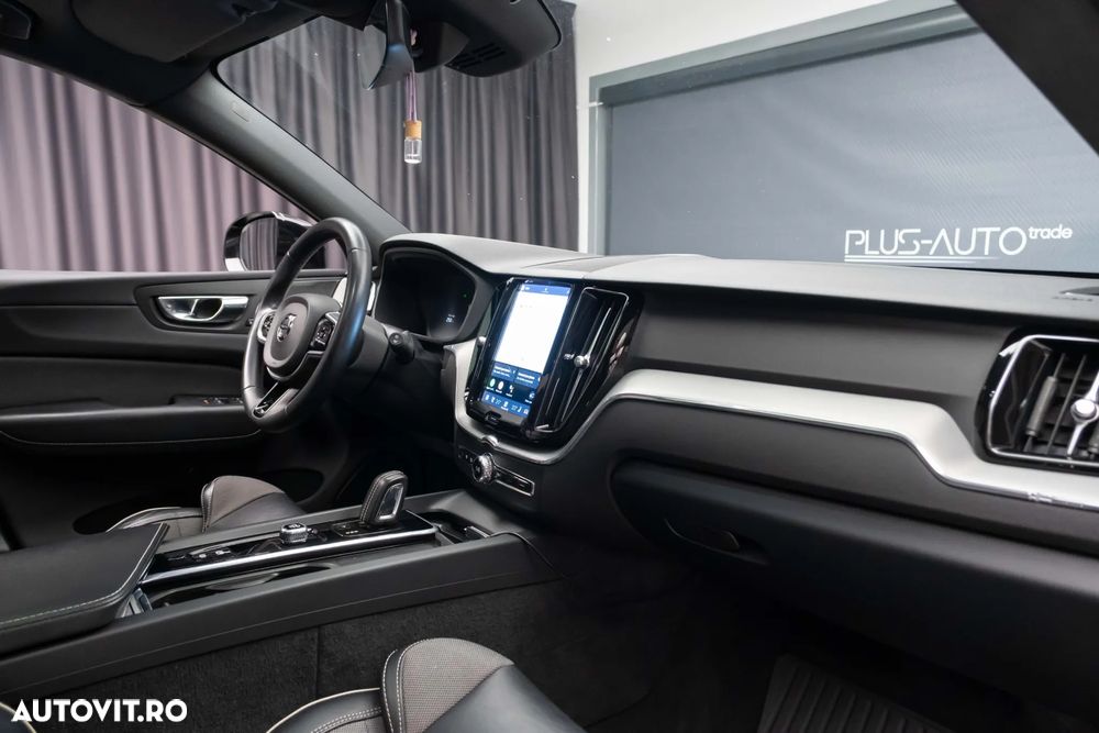 Volvo XC 60 Recharge T8 Twin Engine eAWD Polestar Engineered - 41