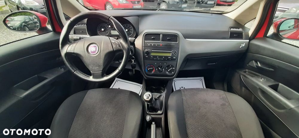Fiat Grande Punto - 25