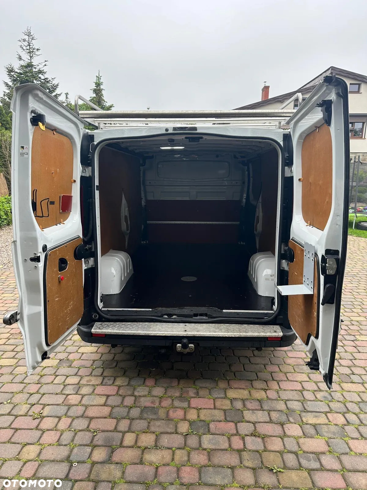 Renault Trafic - 9