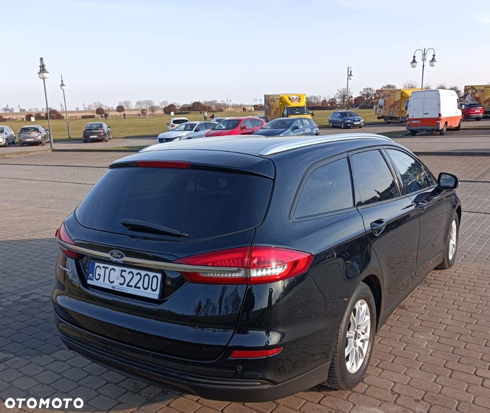 Ford Mondeo - 12