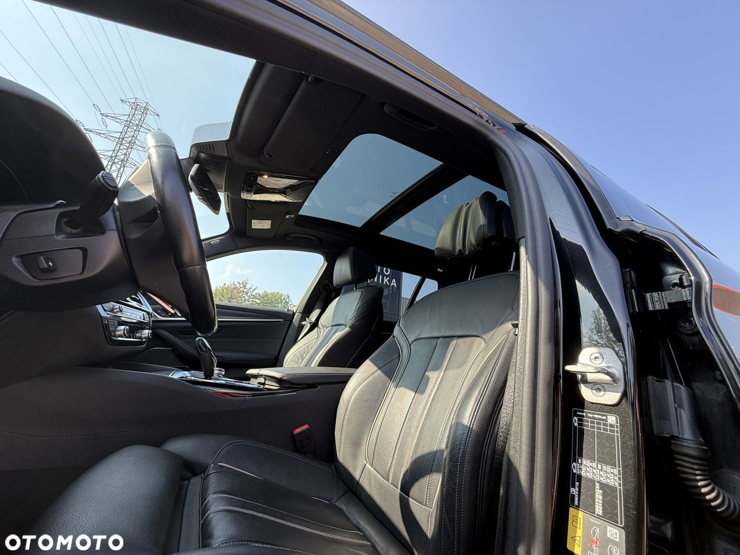 BMW Seria 5 530e M Sport sport - 24