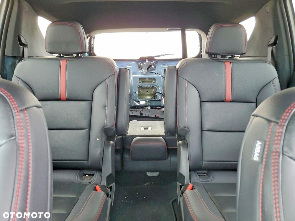 Chevrolet Traverse - 11