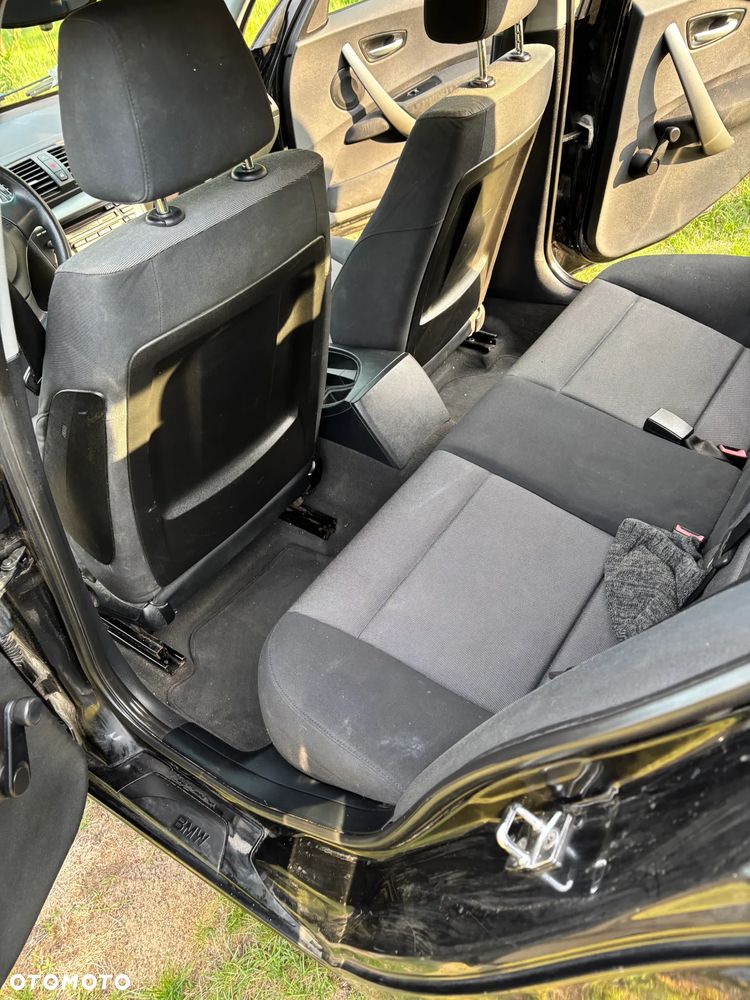 BMW Seria 1 116i - 13