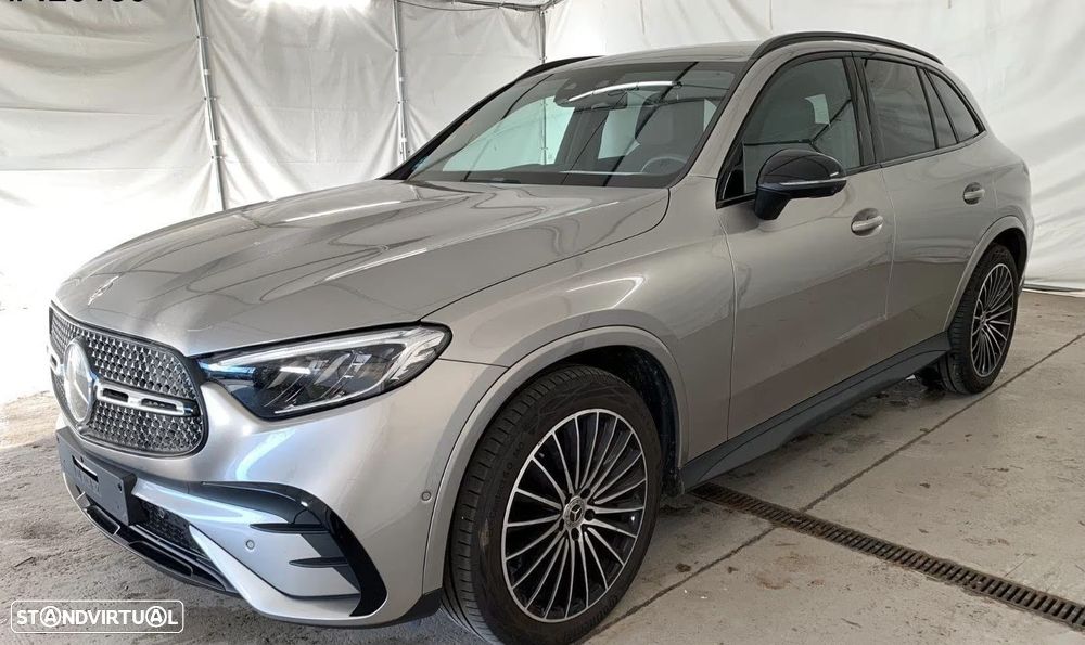 Mercedes-Benz GLC 220 d 4Matic 9G-TRONIC AMG Line Advanced - 10