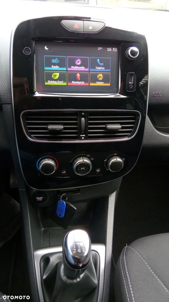 Renault Clio - 22