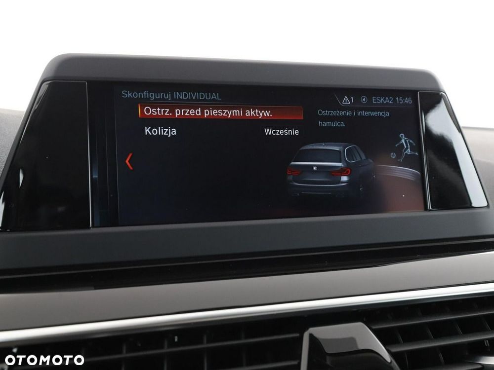 BMW Seria 5 520d Sport Line - 27