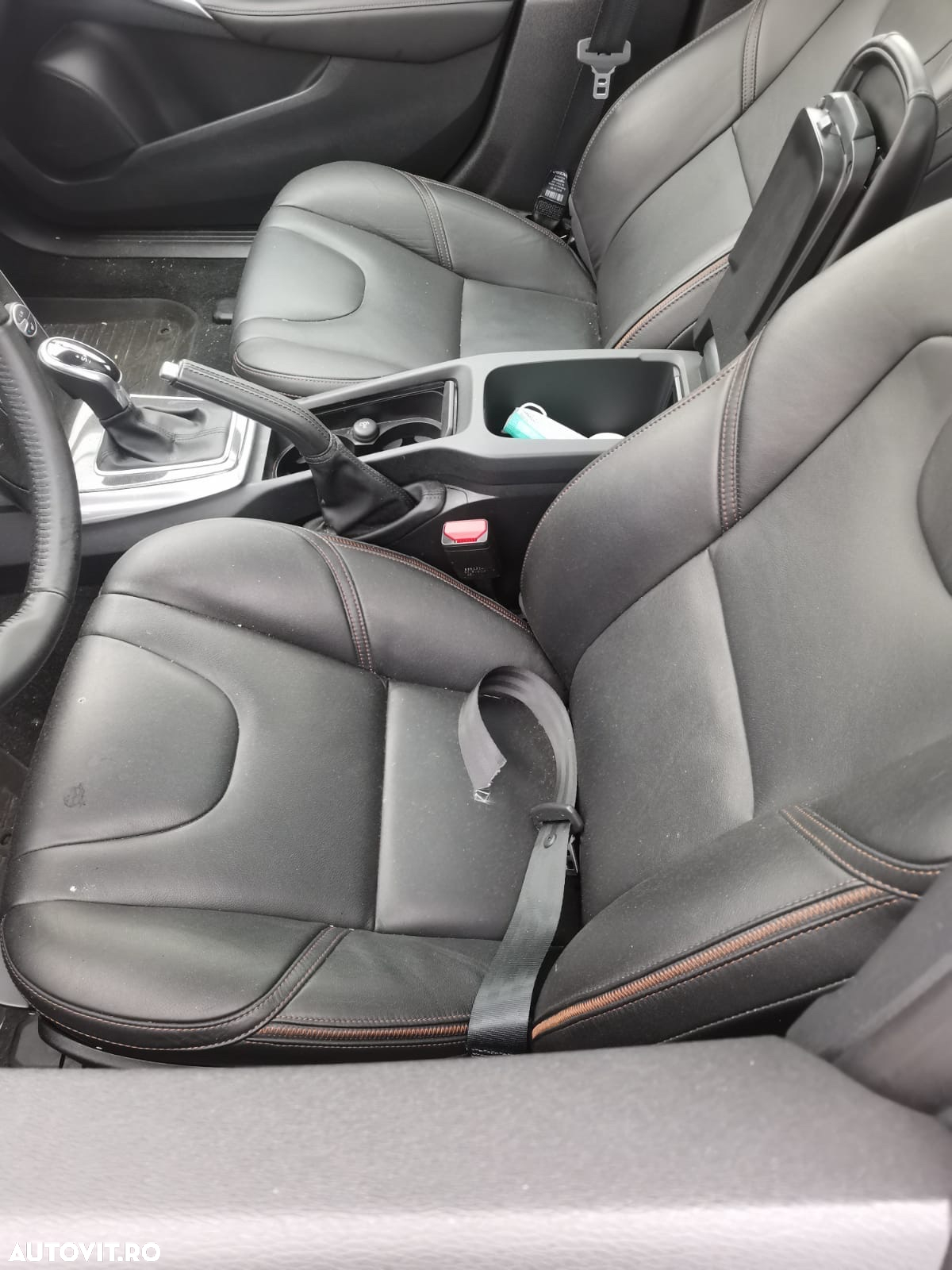 Dezmembram Volvo v40 2019 Cross Country 2.0 Diesel 46.000 km - 6