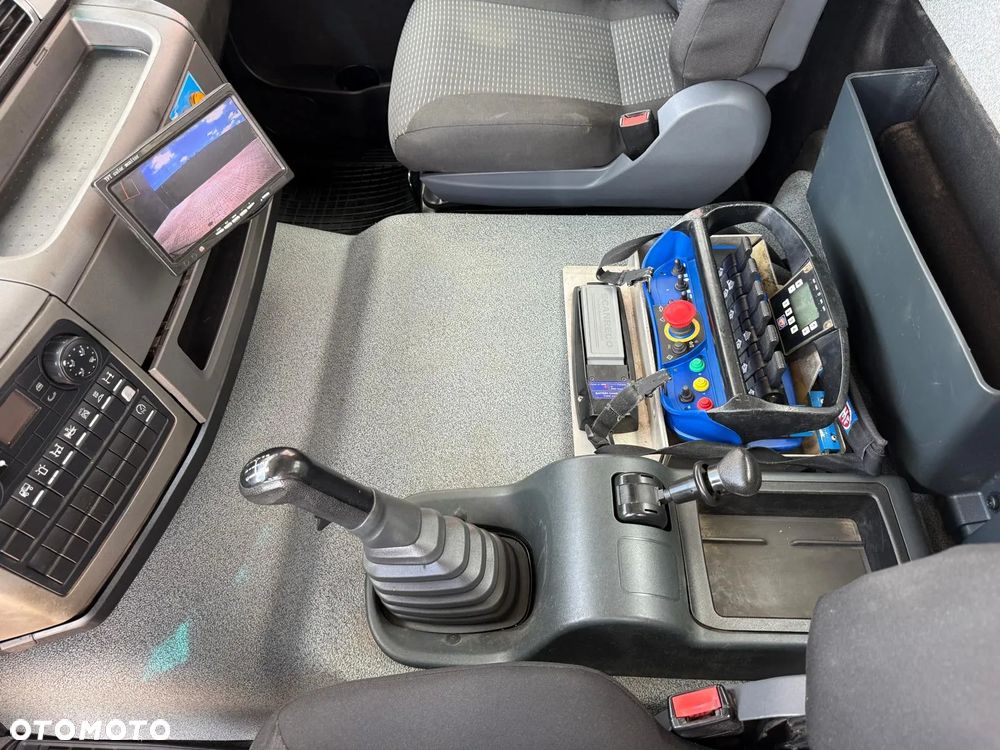 MAN TGM TGL TGS 18.250 E6 //skrzyniowy z HDS // 4x2 // żuraw HMF 1420 K2 HDS dzwig kran crane budowlanka - 37