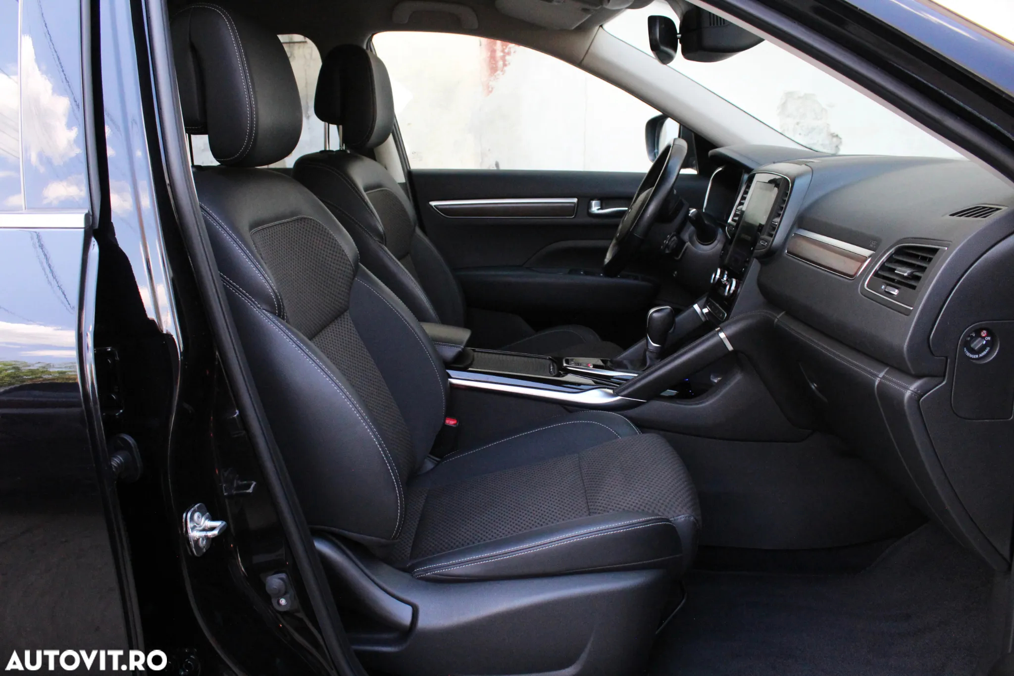 Renault Koleos ENERGY dCi 175 X-tronic 4WD LIMITED - 9