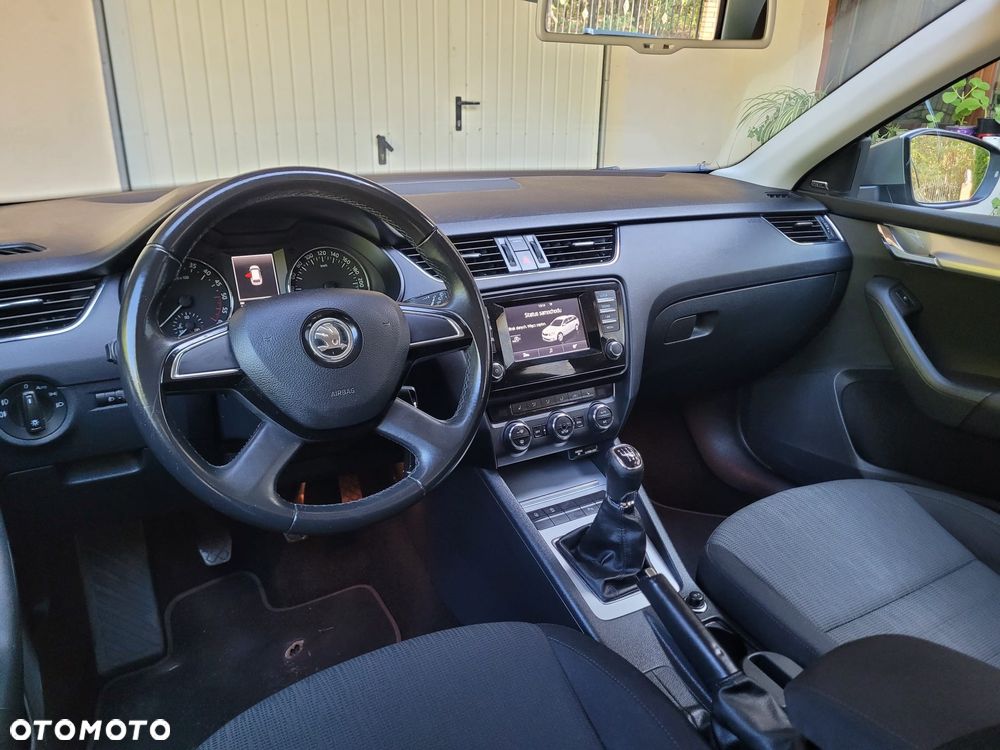 Skoda Octavia 2.0 TDI Elegance - 38