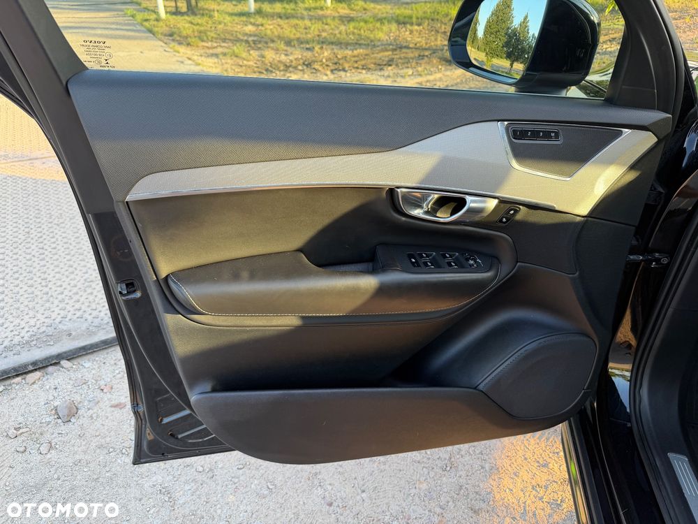 Volvo XC 90 D5 AWD Inscription - 28