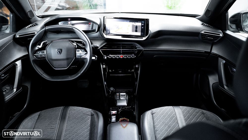 Peugeot 2008 1.5 BlueHDi Allure Pack EAT8 - 18