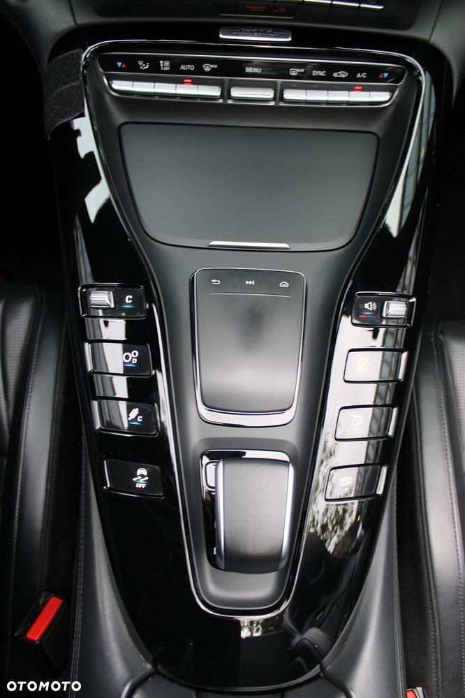 Mercedes-Benz AMG GT Speedshift DCT 7G Night Edition - 37
