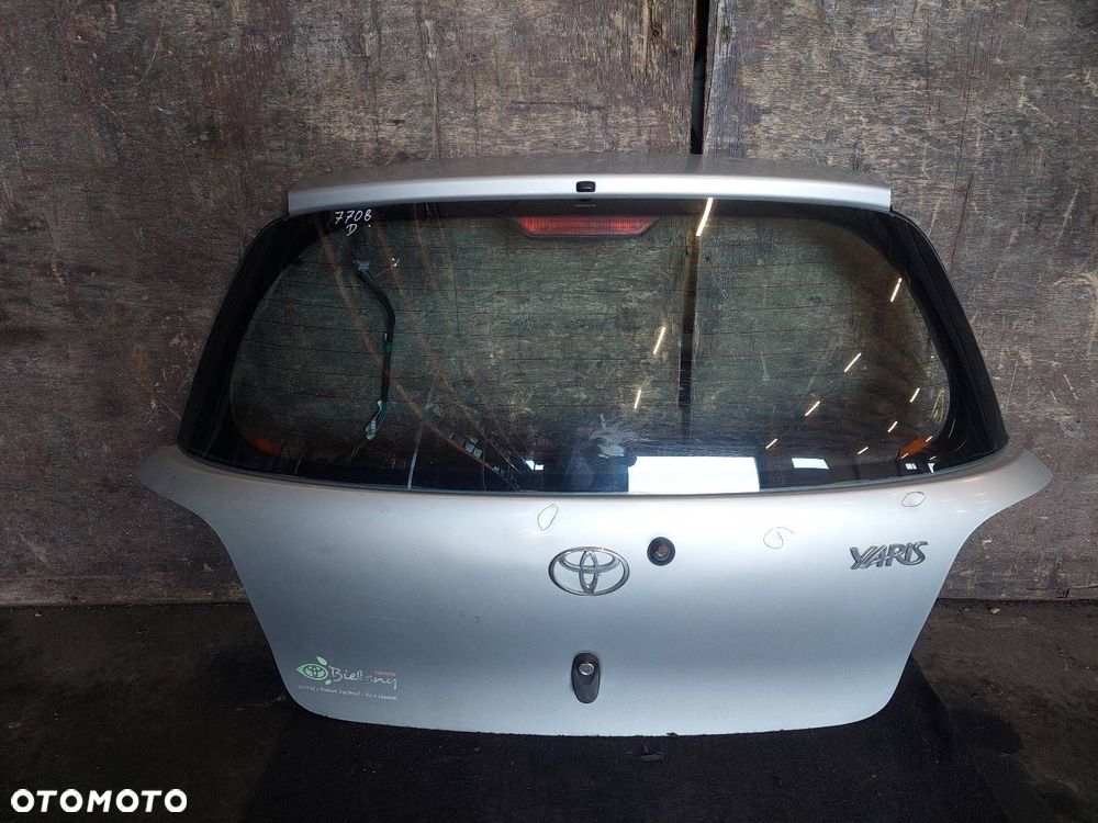 KOMPLETNY TYŁ KLAPA BAGAŻNIKA ZDERZAK LAMPY TOYOTA YARIS I LIFT 1E7 - 10