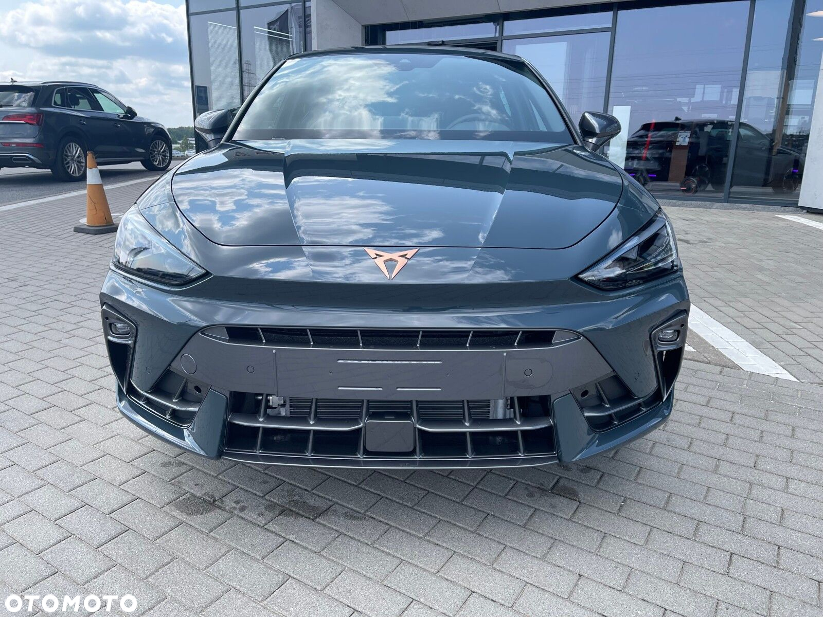 Cupra Leon 1.5 eTSI mHEV DSG - 4